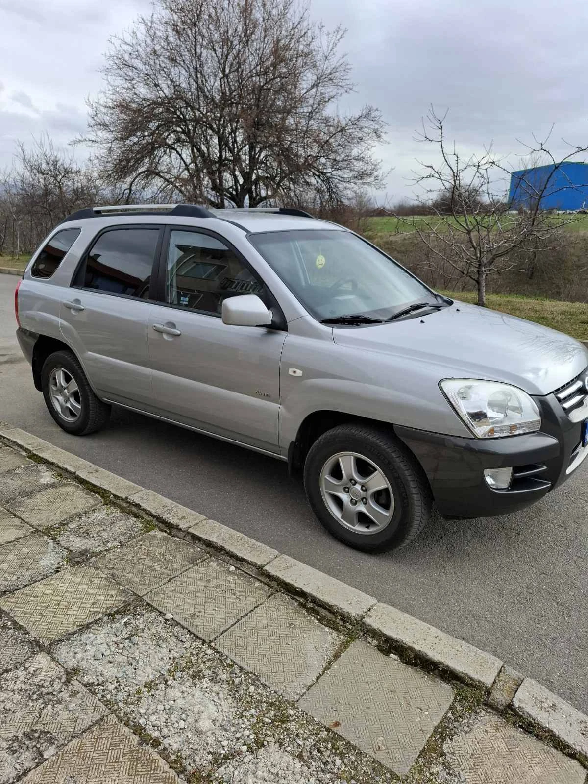 Kia Sportage, снимка 6 - Автомобили и джипове - 54082616