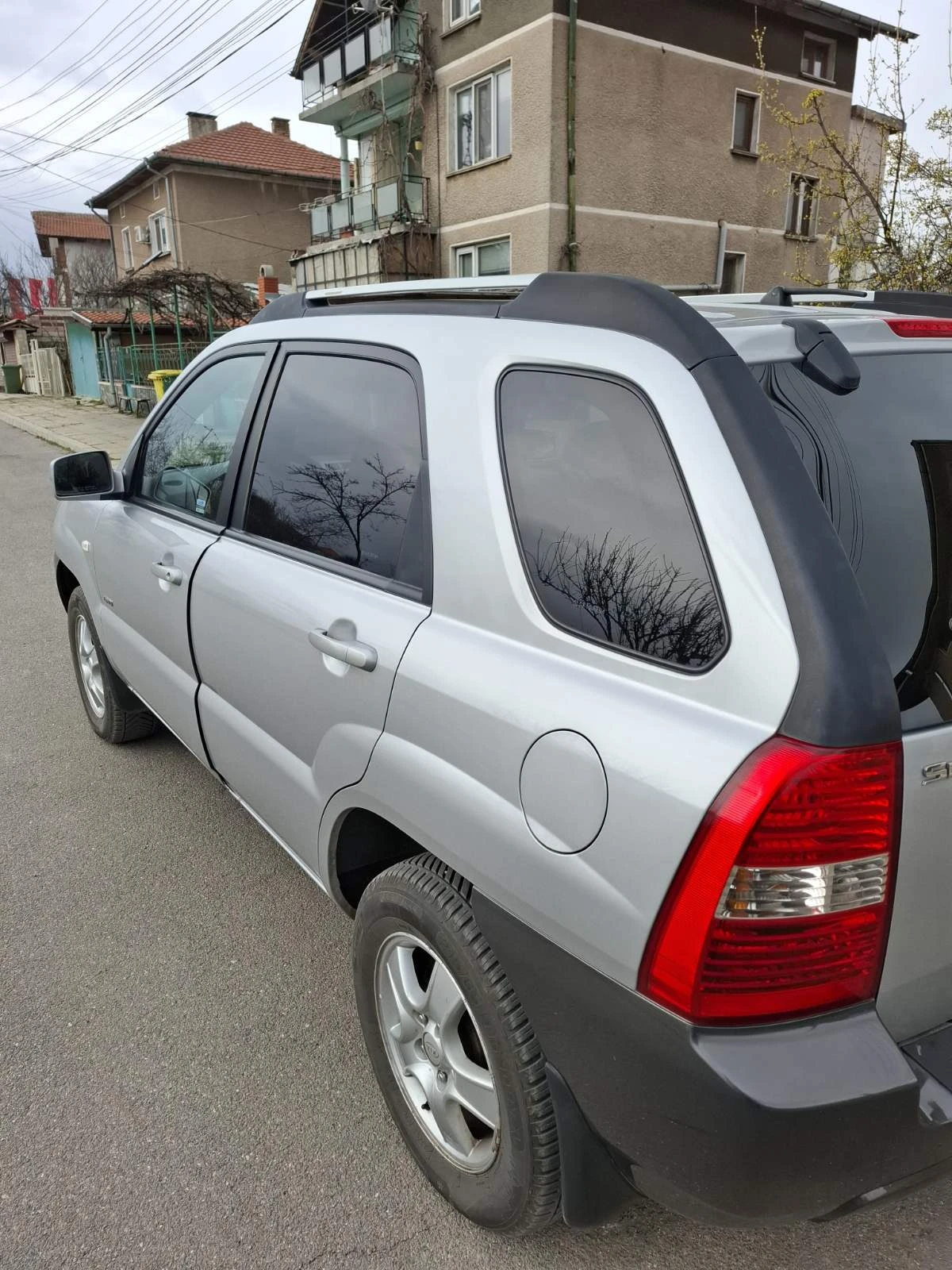 Kia Sportage, снимка 4 - Автомобили и джипове - 54082616