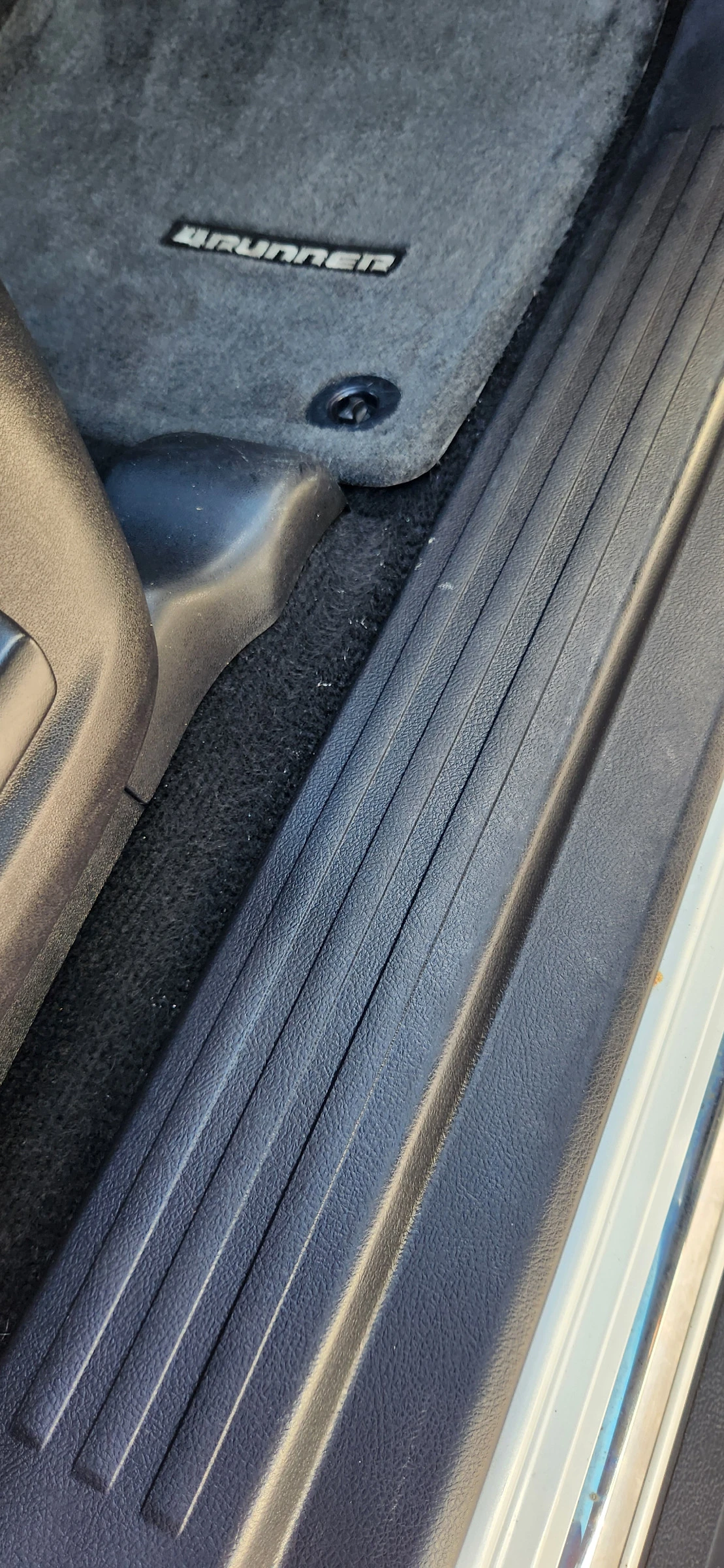 Toyota 4runner 4.0 Limited AWD, снимка 10 - Автомобили и джипове - 54128190