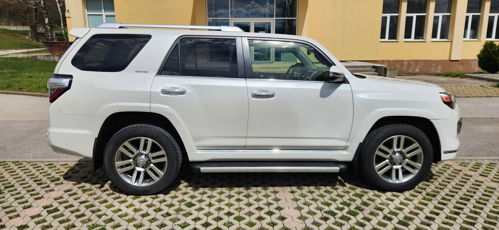 Toyota 4runner 4.0 Limited AWD, снимка 5 - Автомобили и джипове - 54128190