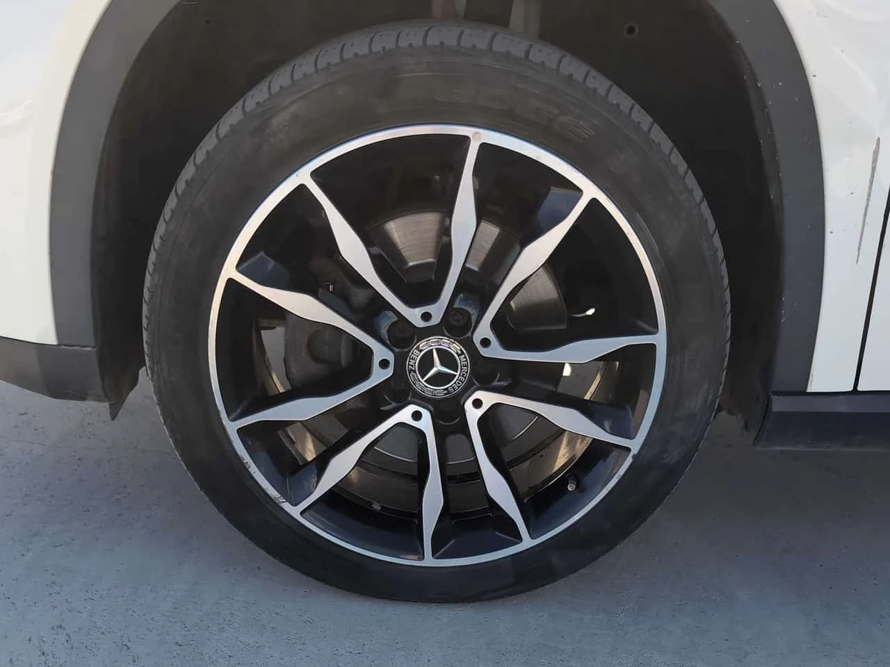 Mercedes-Benz GLA 250 4MATIC/ПРЕДСТАВИТЕЛСТВО НА MERCEDES, снимка 5 - Автомобили и джипове - 54432356