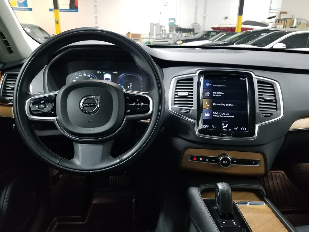 Volvo Xc90 T8 Recharge Inscription Expression 7-Passenger eAW, снимка 12 - Автомобили и джипове - 54565893