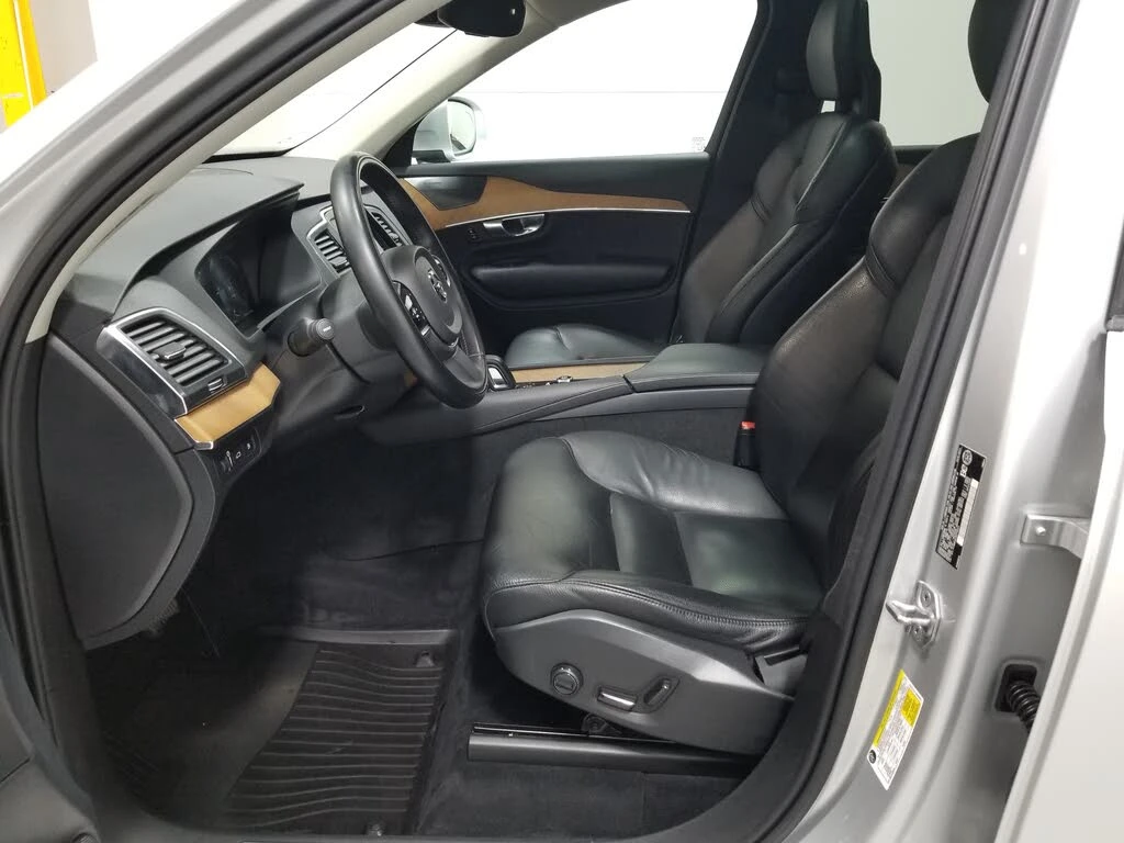 Volvo Xc90 T8 Recharge Inscription Expression 7-Passenger eAW, снимка 10 - Автомобили и джипове - 54565893