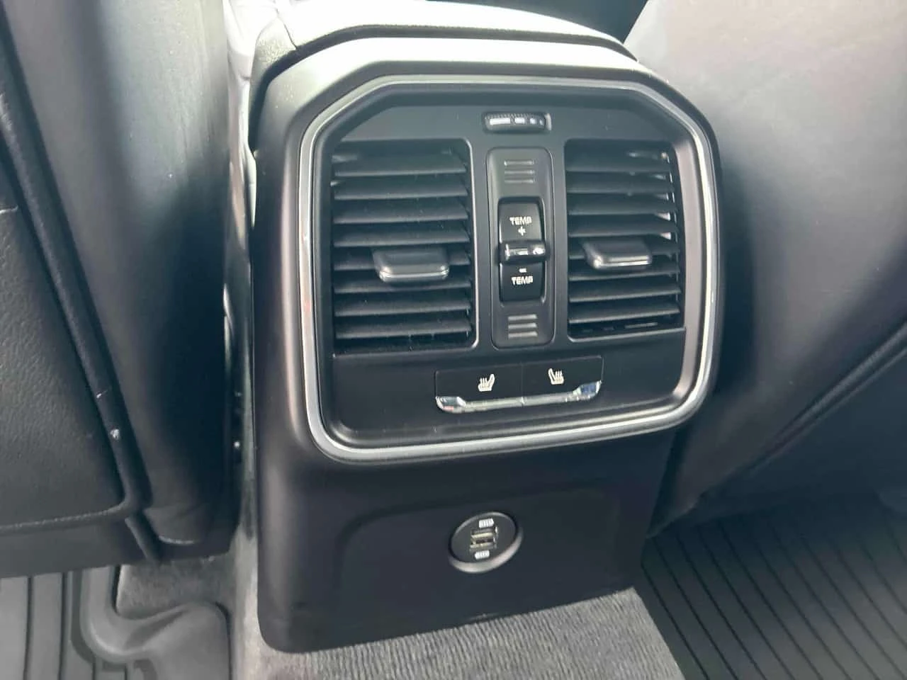Porsche Macan * AWD * CARFAX * ����� �� ����������� *  | Mobile.bg � ����������� 13