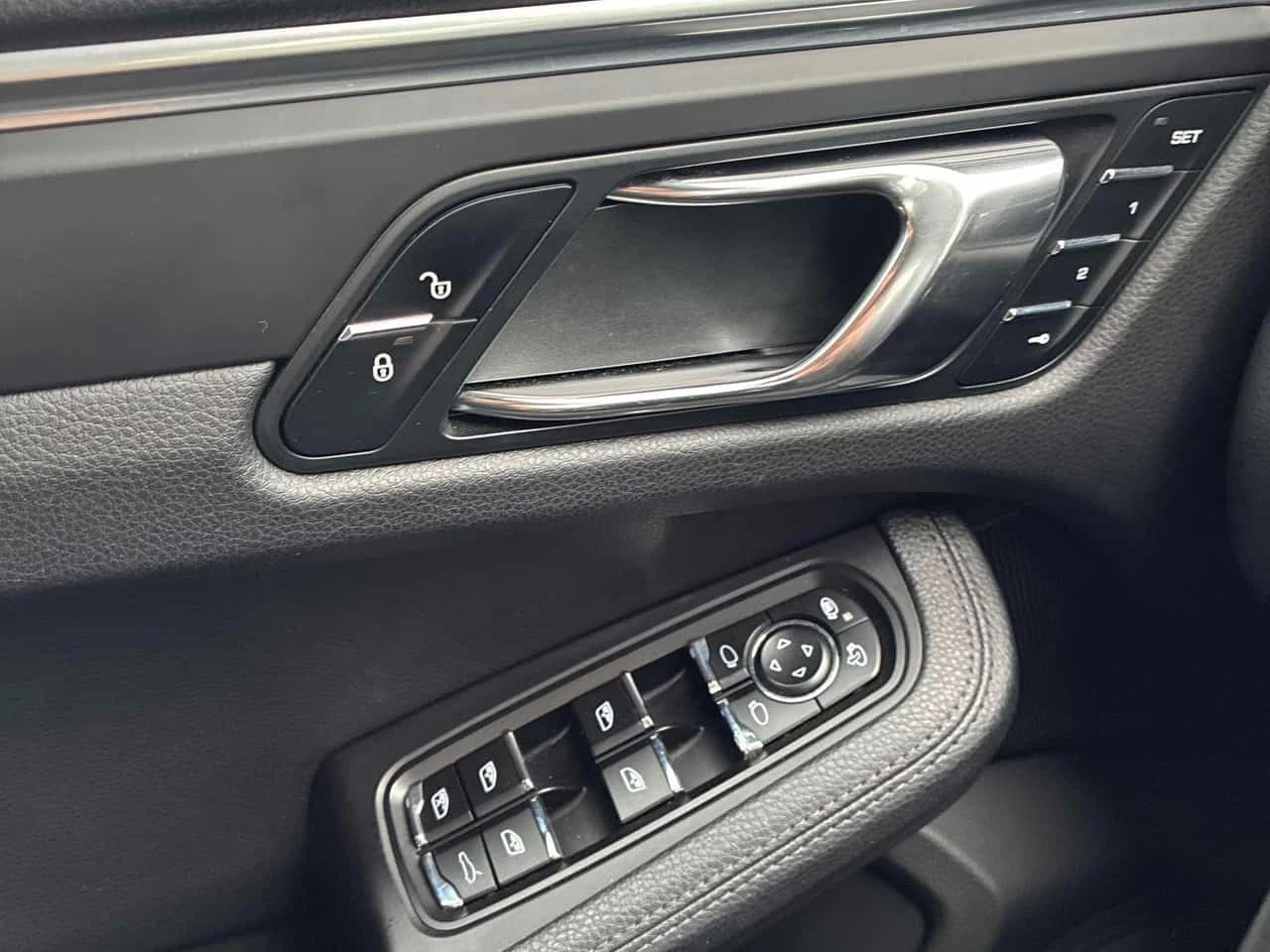 Porsche Macan * AWD * CARFAX * ����� �� ����������� *  | Mobile.bg � ����������� 17
