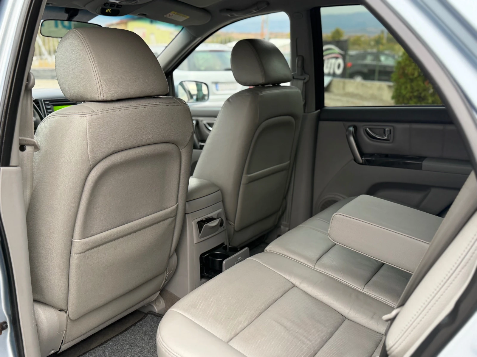 Kia Sorento * ������* 4X4* 198 ������* 2.5-170*  | Mobile.bg � ����������� 8