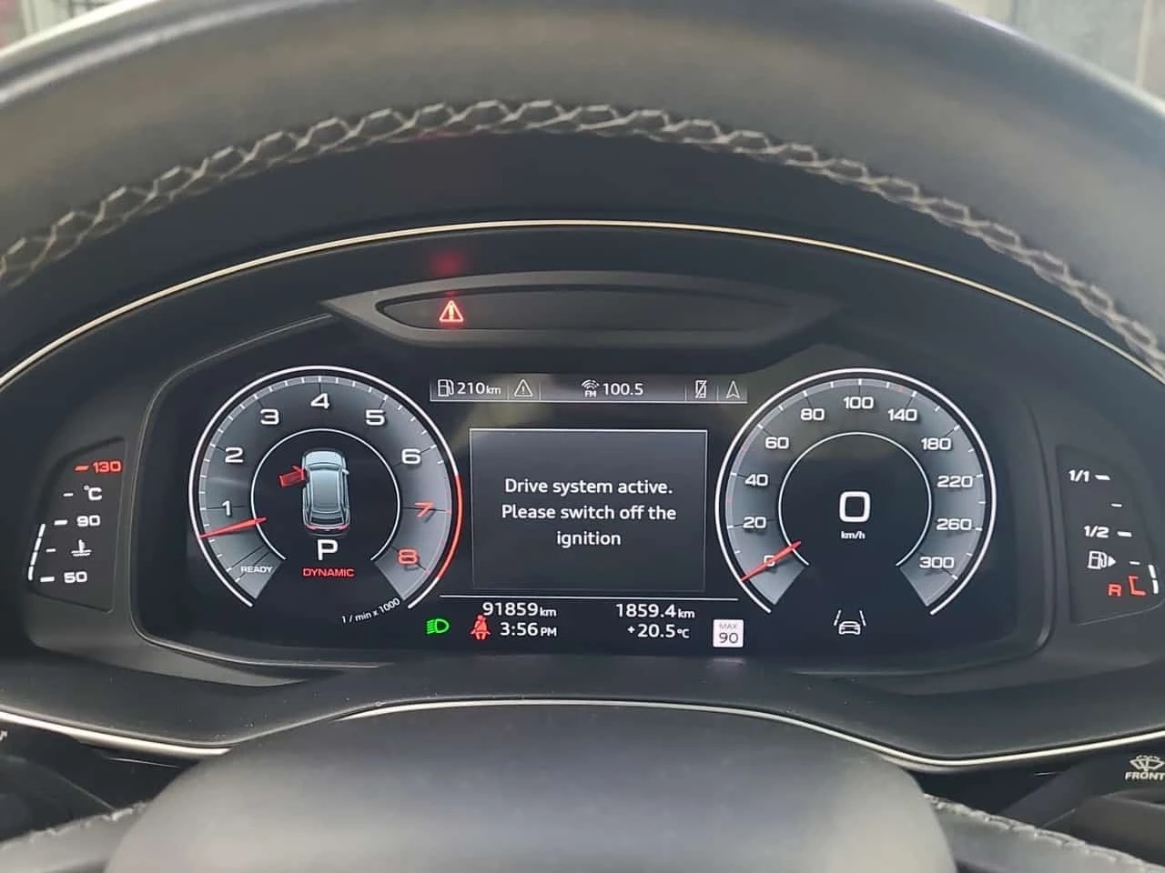 Audi Q8  Progressiv / Carfax / Автокредит , снимка 9 - Автомобили и джипове - 56699962