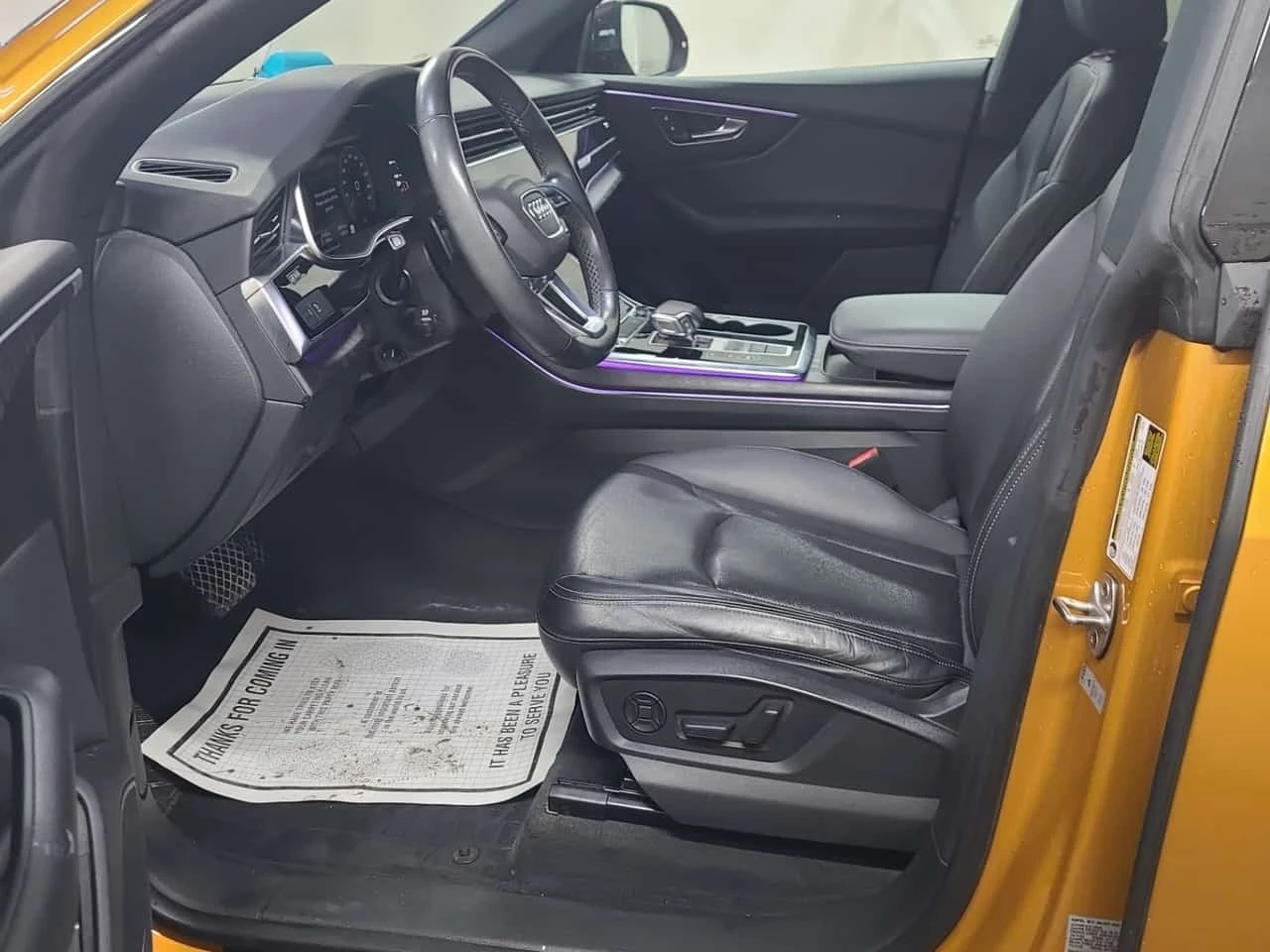 Audi Q8  Progressiv / Carfax / Автокредит , снимка 3 - Автомобили и джипове - 56699962