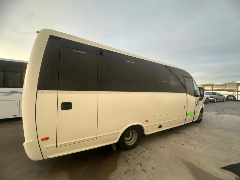 Iveco Uni Wing 28 седалки, снимка 7 - Бусове и автобуси - 52802810