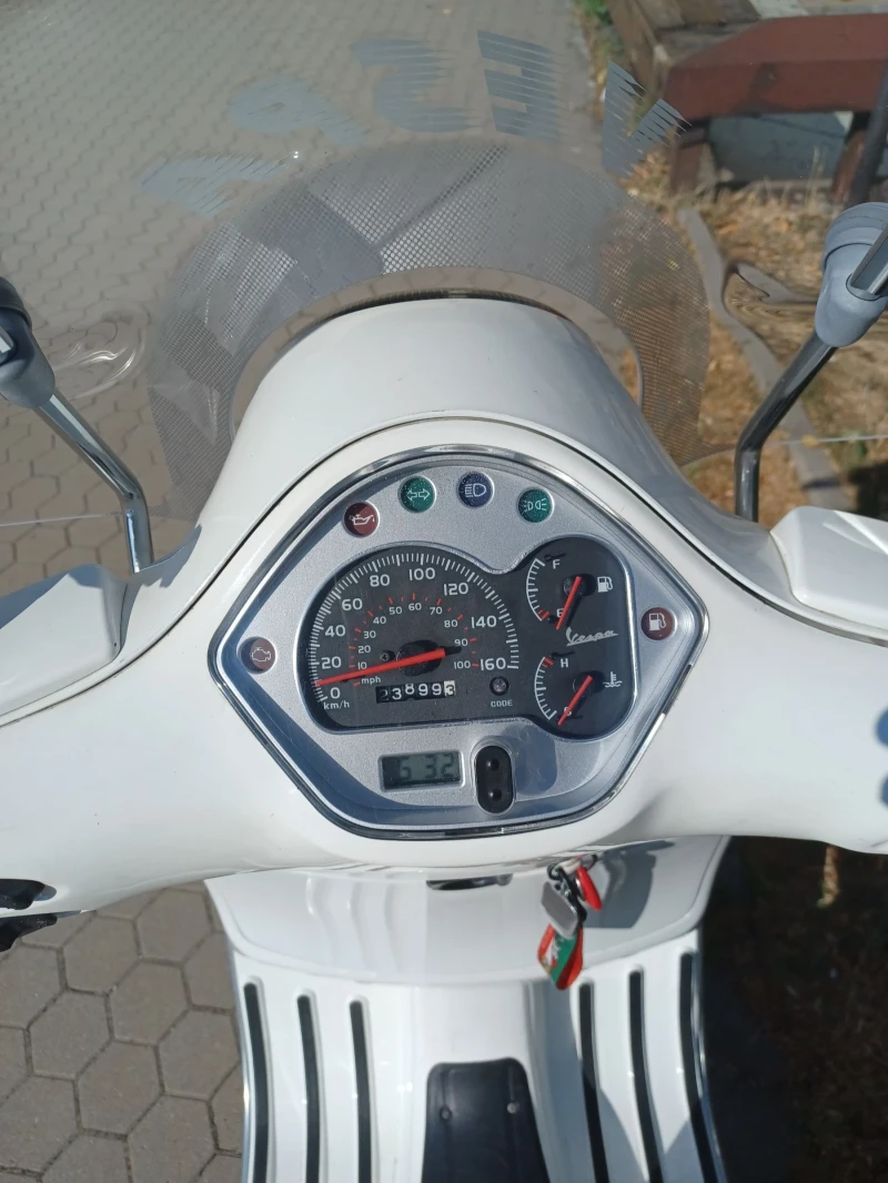 Vespa GTS 300 Super, снимка 3 - Мотоциклети и мототехника - 46810823