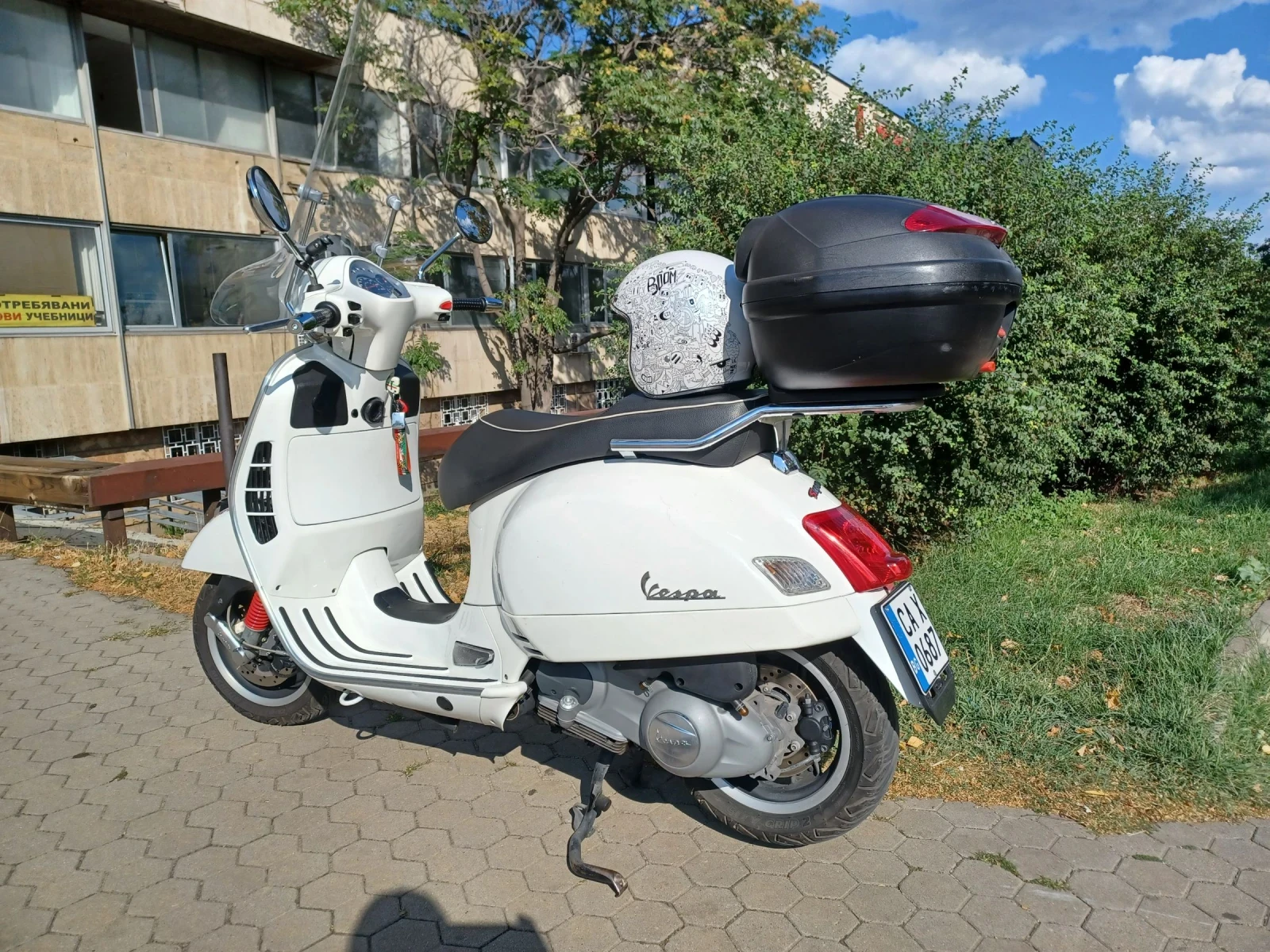 Vespa GTS 300 Super - изображение 4