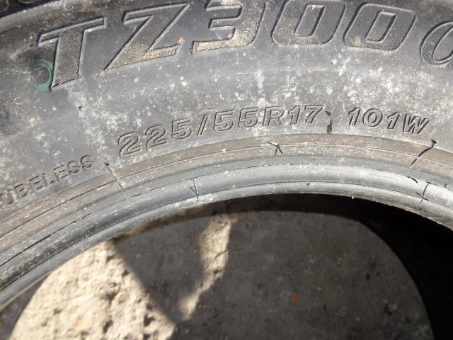 Гуми Летни 225/55R17, снимка 11 - Гуми и джанти - 9734393