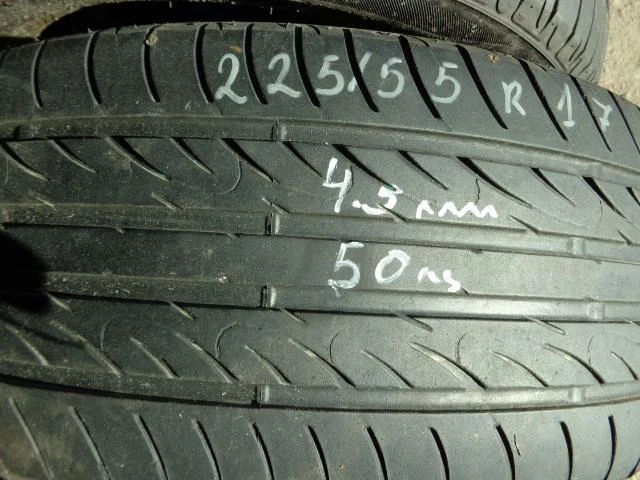 Гуми Летни 225/55R17, снимка 5 - Гуми и джанти - 9734393