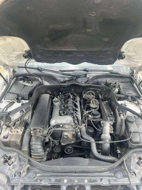 Mercedes-Benz E 220, снимка 11
