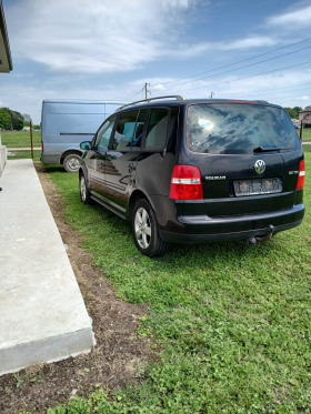 VW Touran, снимка 3 - Автомобили и джипове - 45584006