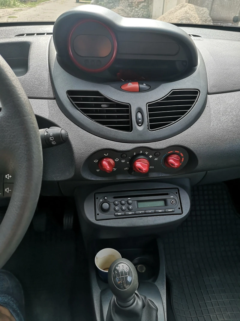 Renault Twingo, снимка 4 - Автомобили и джипове - 41854617