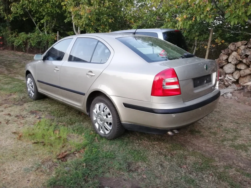 Skoda Octavia, снимка 3 - Автомобили и джипове - 47514472