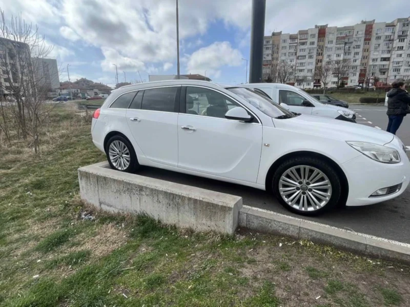 Opel Insignia 2.0 CDTI, снимка 7 - Автомобили и джипове - 47695019