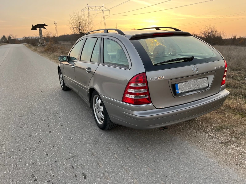 Mercedes-Benz C 200 Elegance, снимка 2 - Автомобили и джипове - 47905644