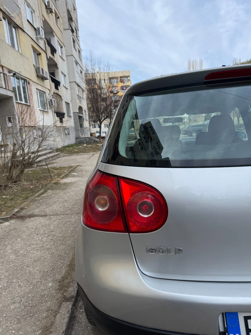 VW Golf 5, снимка 5 - Автомобили и джипове - 49093353