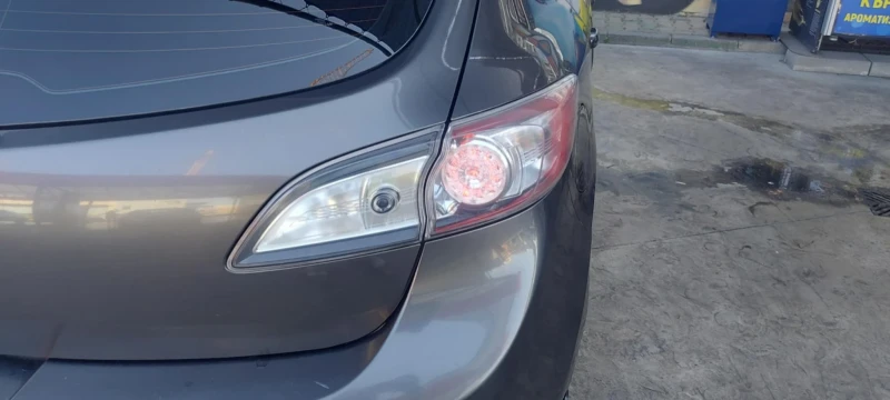 Mazda 3, снимка 4 - Автомобили и джипове - 52438917