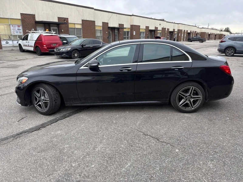 Mercedes-Benz C 300 * CARFAX * БЕЗ ПЪРВОНАЧАЛНА ВНОСКА, снимка 2 - Автомобили и джипове - 52861217