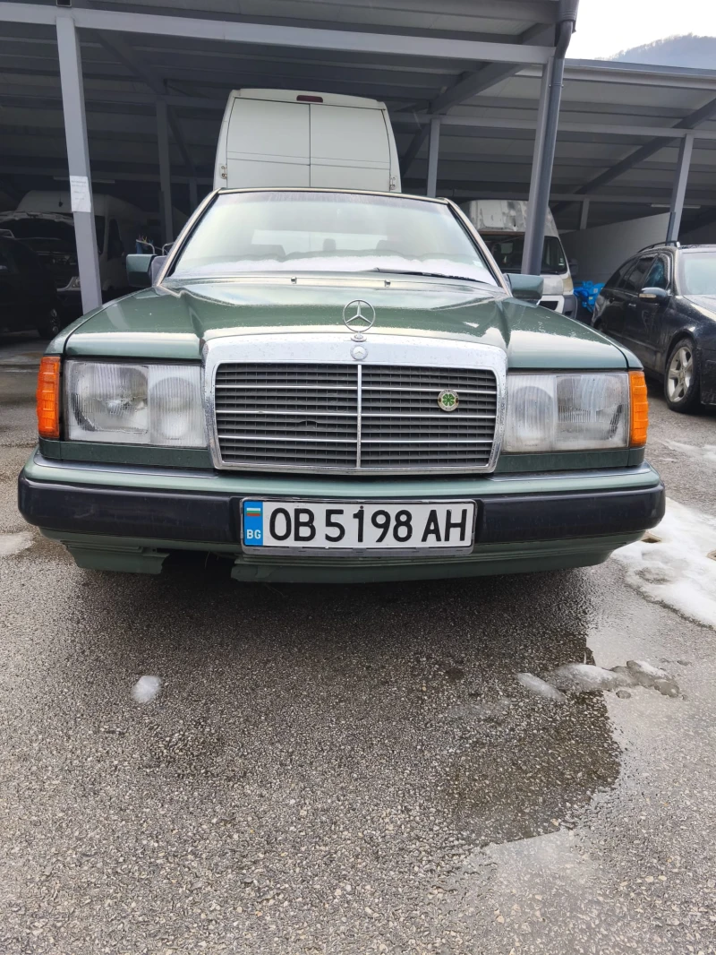 Mercedes-Benz E 230, снимка 2 - Автомобили и джипове - 53289601