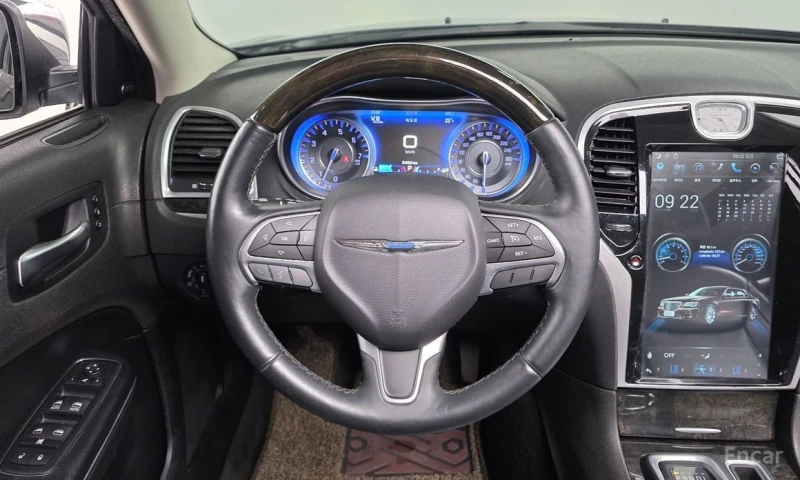 Chrysler 300c, снимка 13 - Автомобили и джипове - 53322680