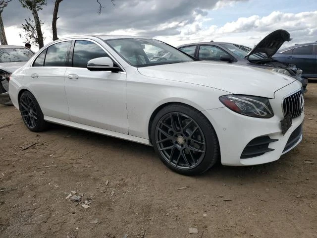 Mercedes-Benz E 300 AMG PACK * КЛИП НА ДВИГАТЕЛ* * ЛИЗИНГ*  - изображение 2