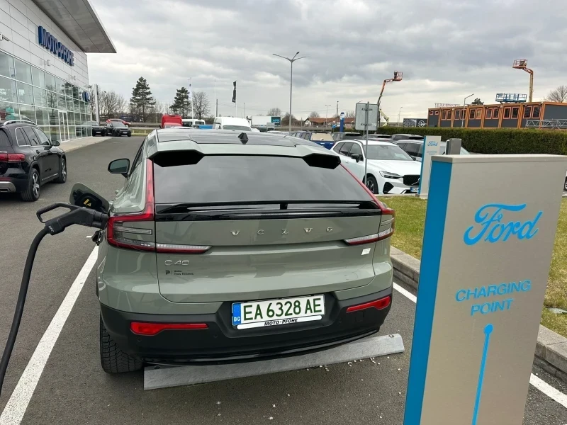 Volvo C40 4х4, 800 волта, снимка 3 - Автомобили и джипове - 56072236