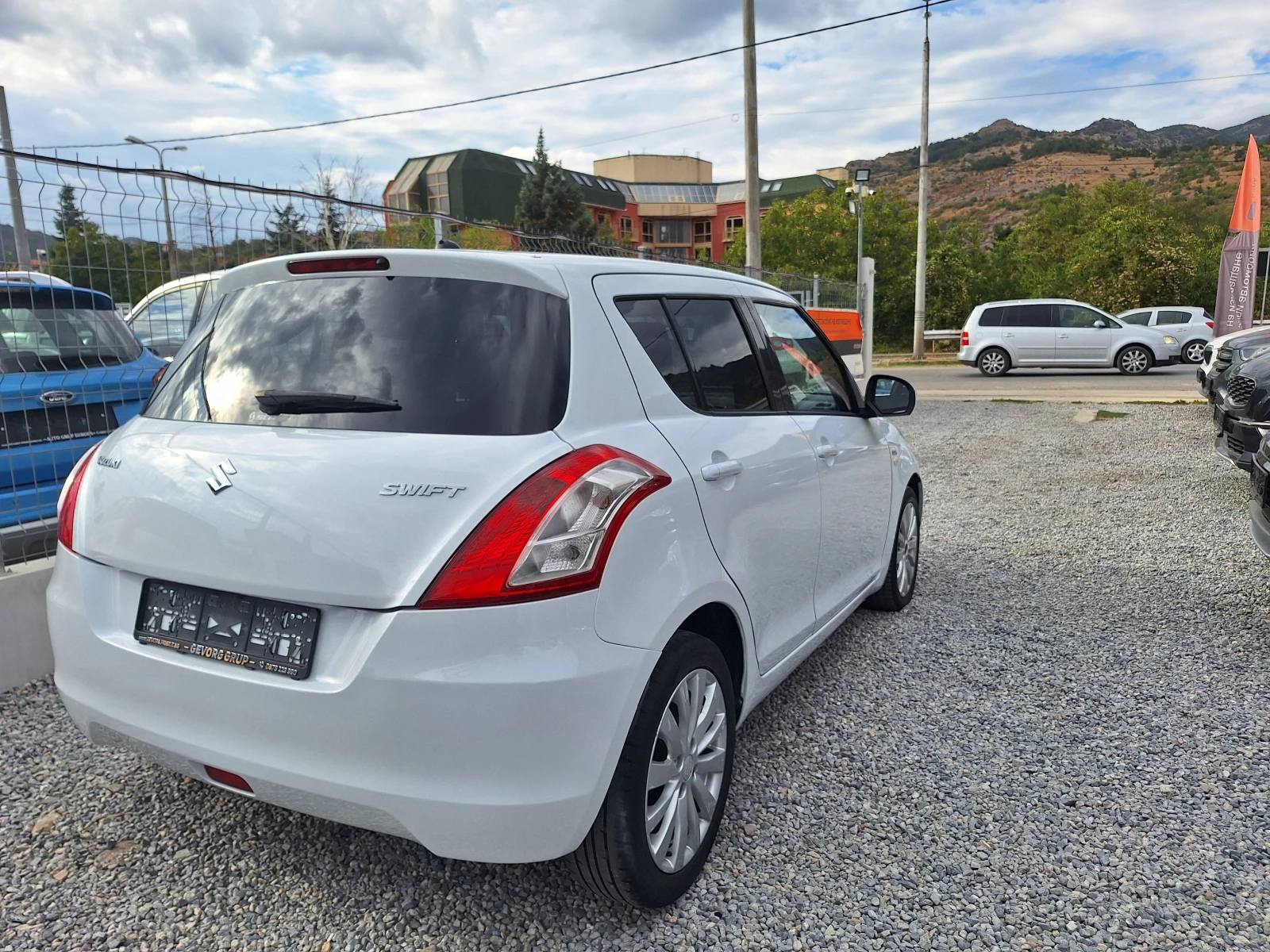 Suzuki Swift 1.3 DDIS  - изображение 4