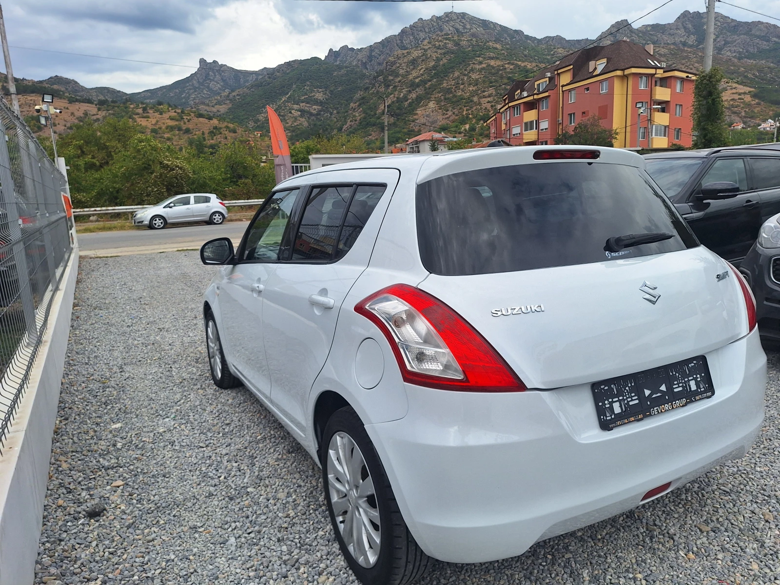 Suzuki Swift 1.3 DDIS  - изображение 7