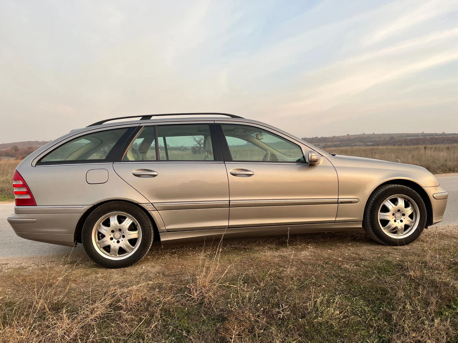 Mercedes-Benz C 200 Elegance - изображение 7