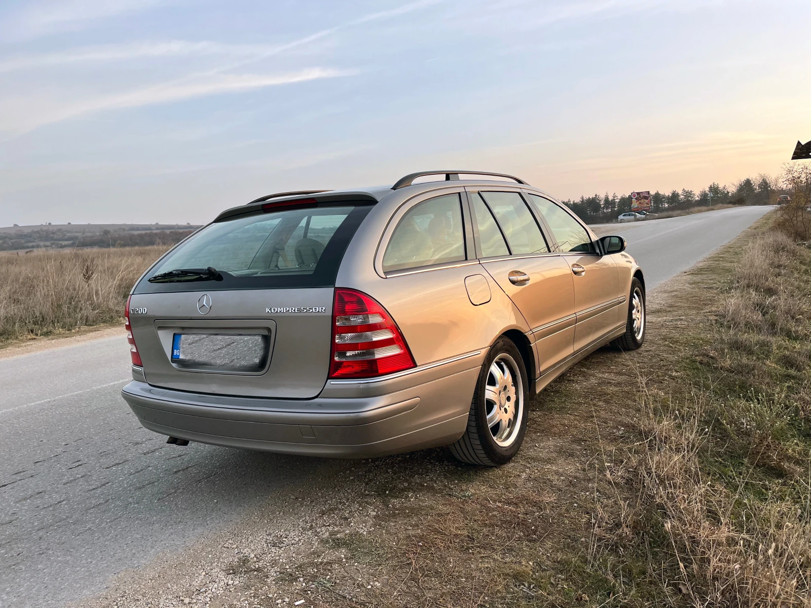 Mercedes-Benz C 200 Elegance - изображение 3