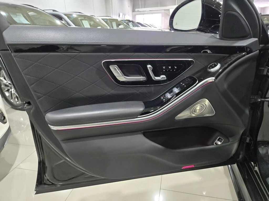 Mercedes-Benz S 500 burmester* * Parking Assist - изображение 10