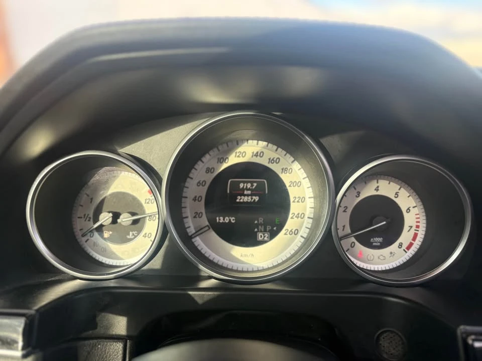 Mercedes-Benz E 400 AMG PACK * DISTRONIC * PANO * CARFAX * АВТОКРЕДИТ  - изображение 10