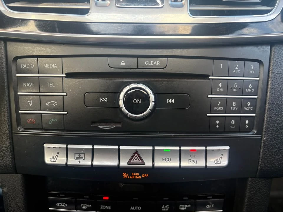 Mercedes-Benz E 400 AMG PACK * DISTRONIC * PANO * CARFAX * ����������  | Mobile.bg � ����������� 14