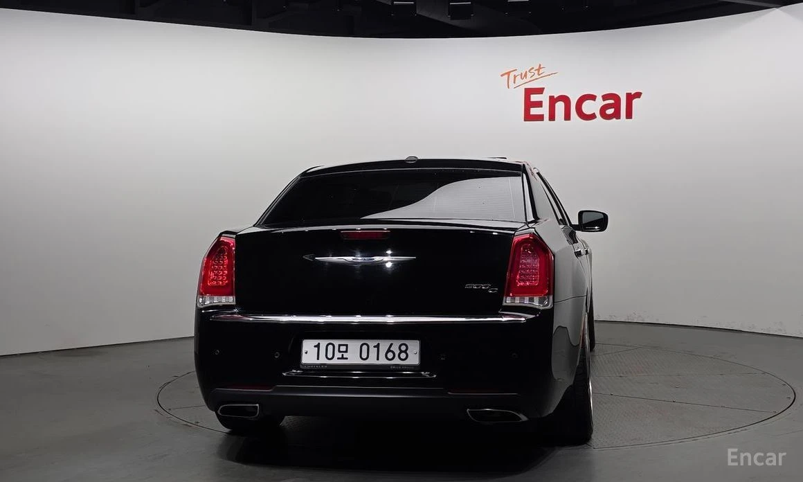 Chrysler 300c  - изображение 4