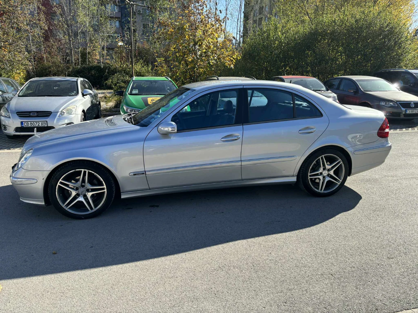Mercedes-Benz E 320 CDI, снимка 17 - Автомобили и джипове - 53736125