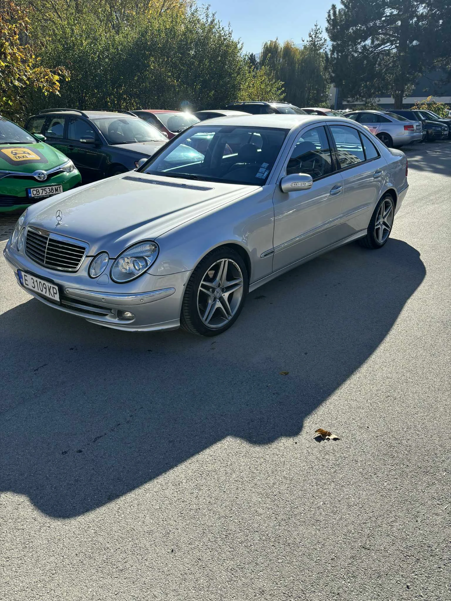 Mercedes-Benz E 320 CDI, снимка 13 - Автомобили и джипове - 53736125