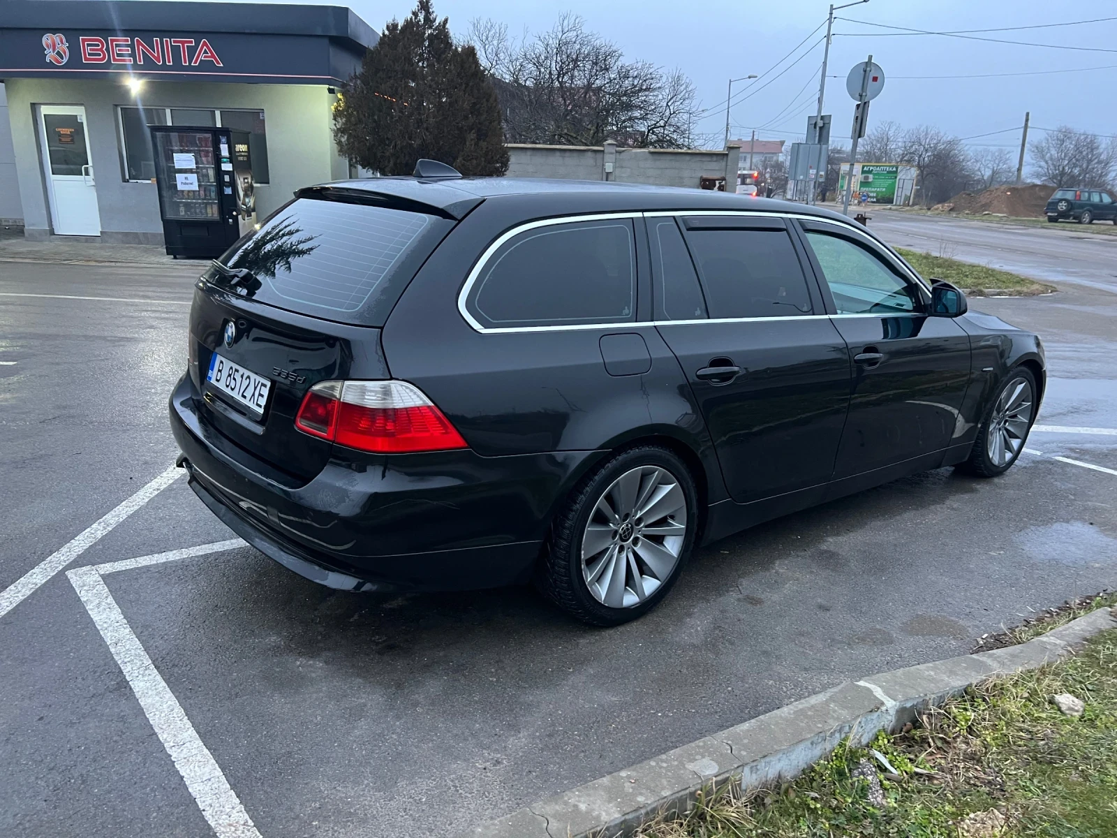 BMW 530, снимка 3 - Автомобили и джипове - 53901292