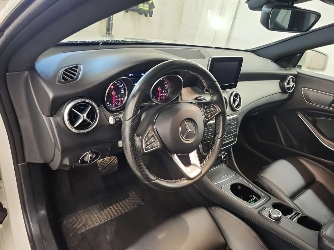 Mercedes-Benz CLA 250  | MEMORY | HEATED SEATS |  | Mobile.bg � ����������� 11