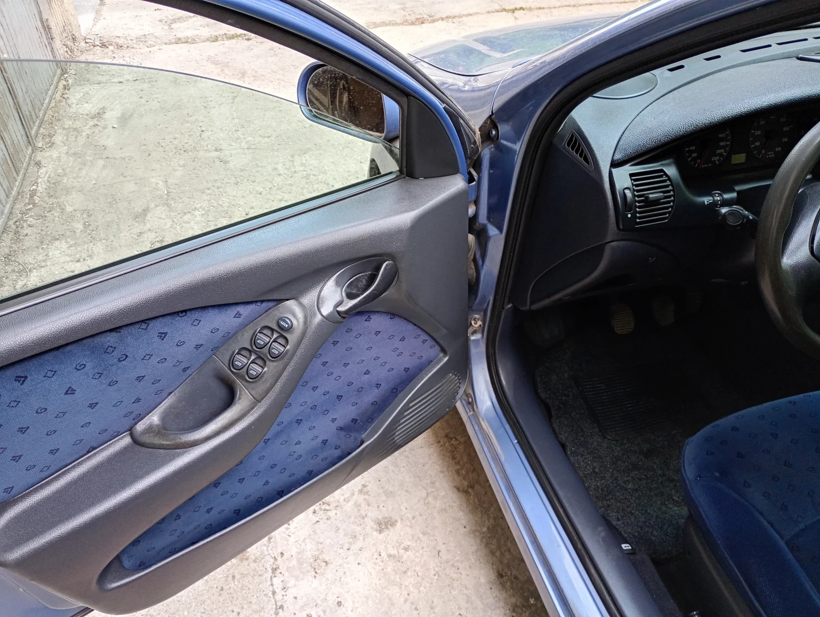 Fiat Brava 1.8 i, снимка 11 - Автомобили и джипове - 54208794