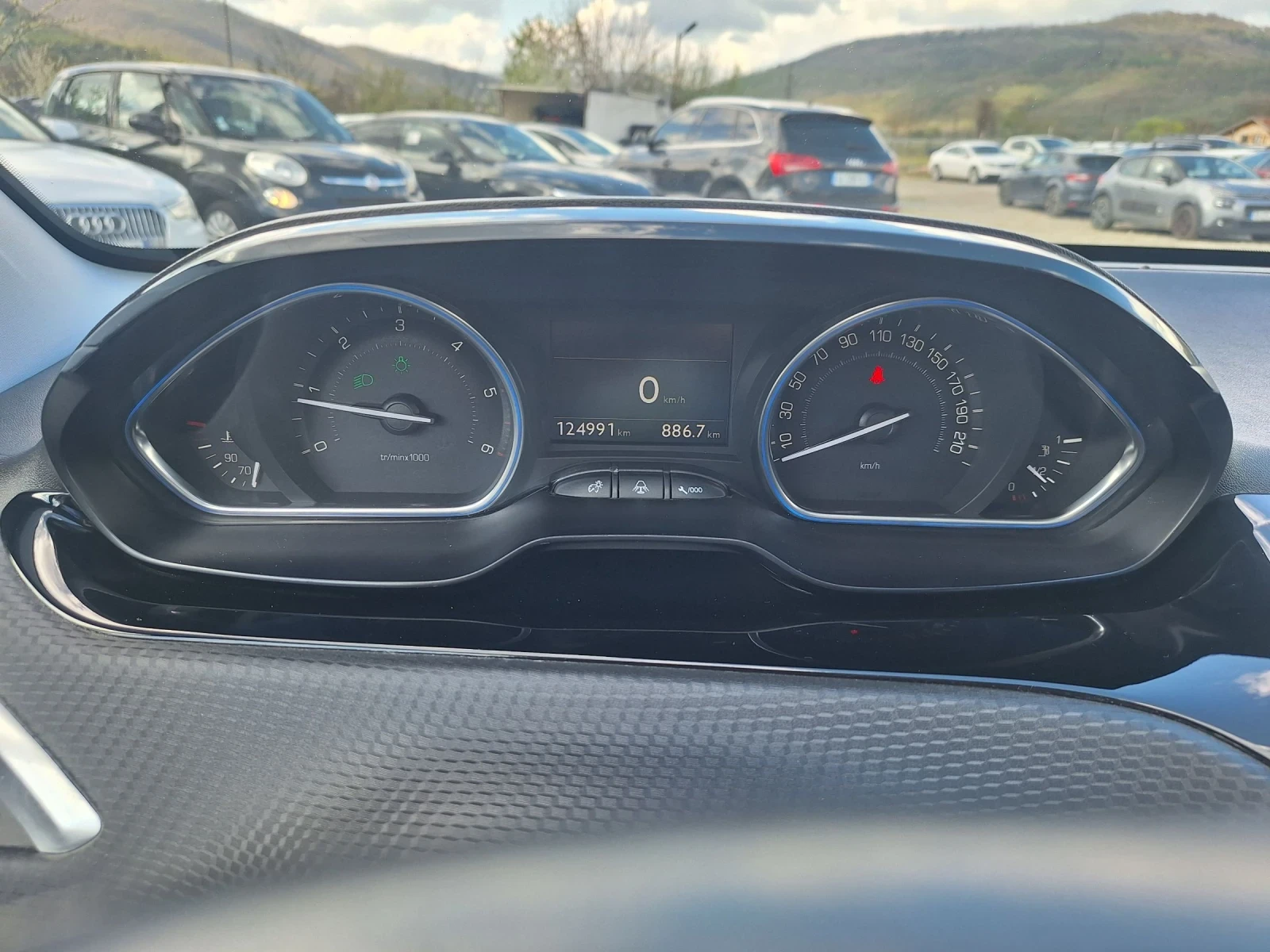 Peugeot 2008 1. 6 e-hdi 115�� 6�� | Mobile.bg � ����������� 10