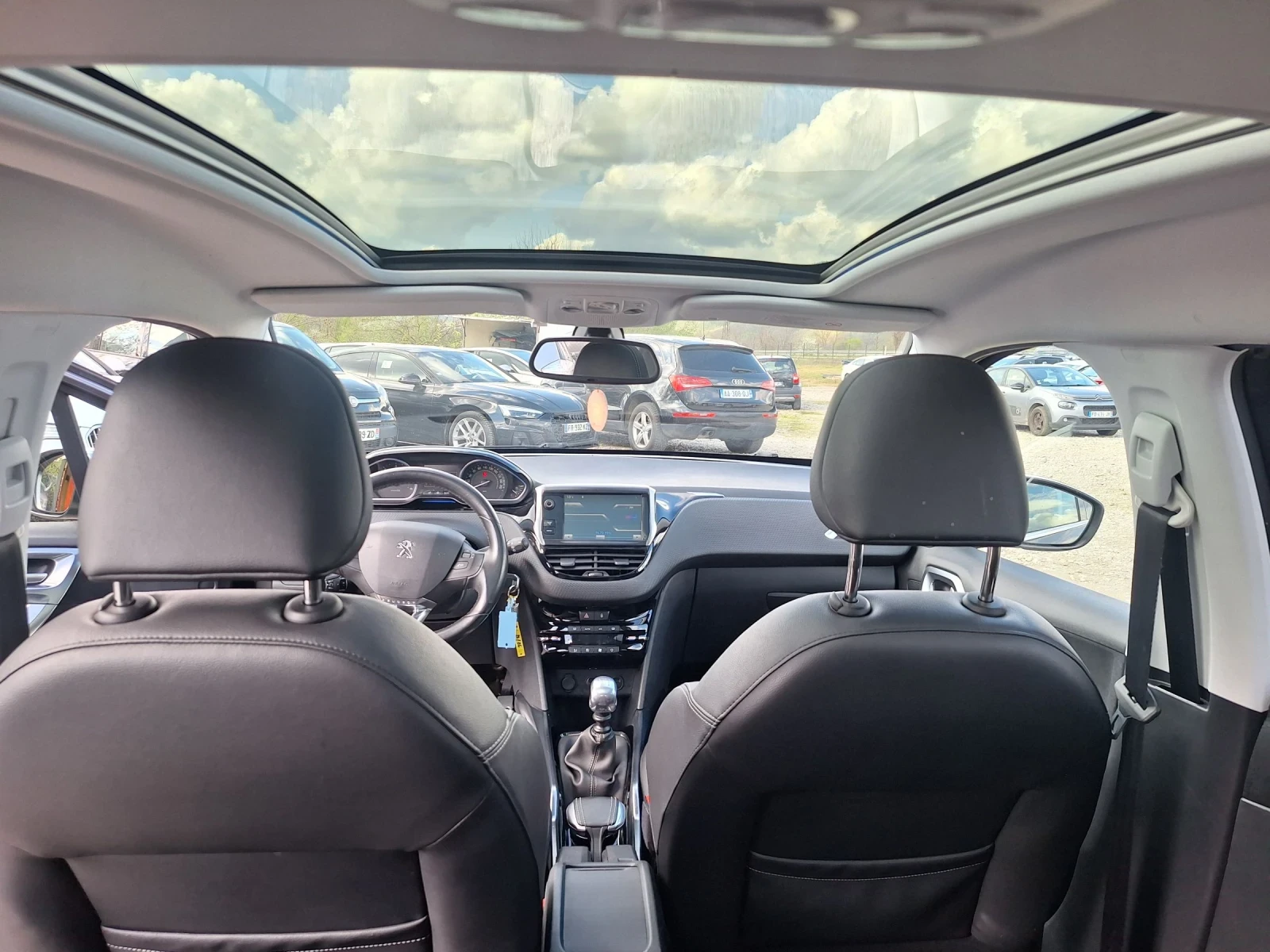 Peugeot 2008 1. 6 e-hdi 115�� 6�� | Mobile.bg � ����������� 11