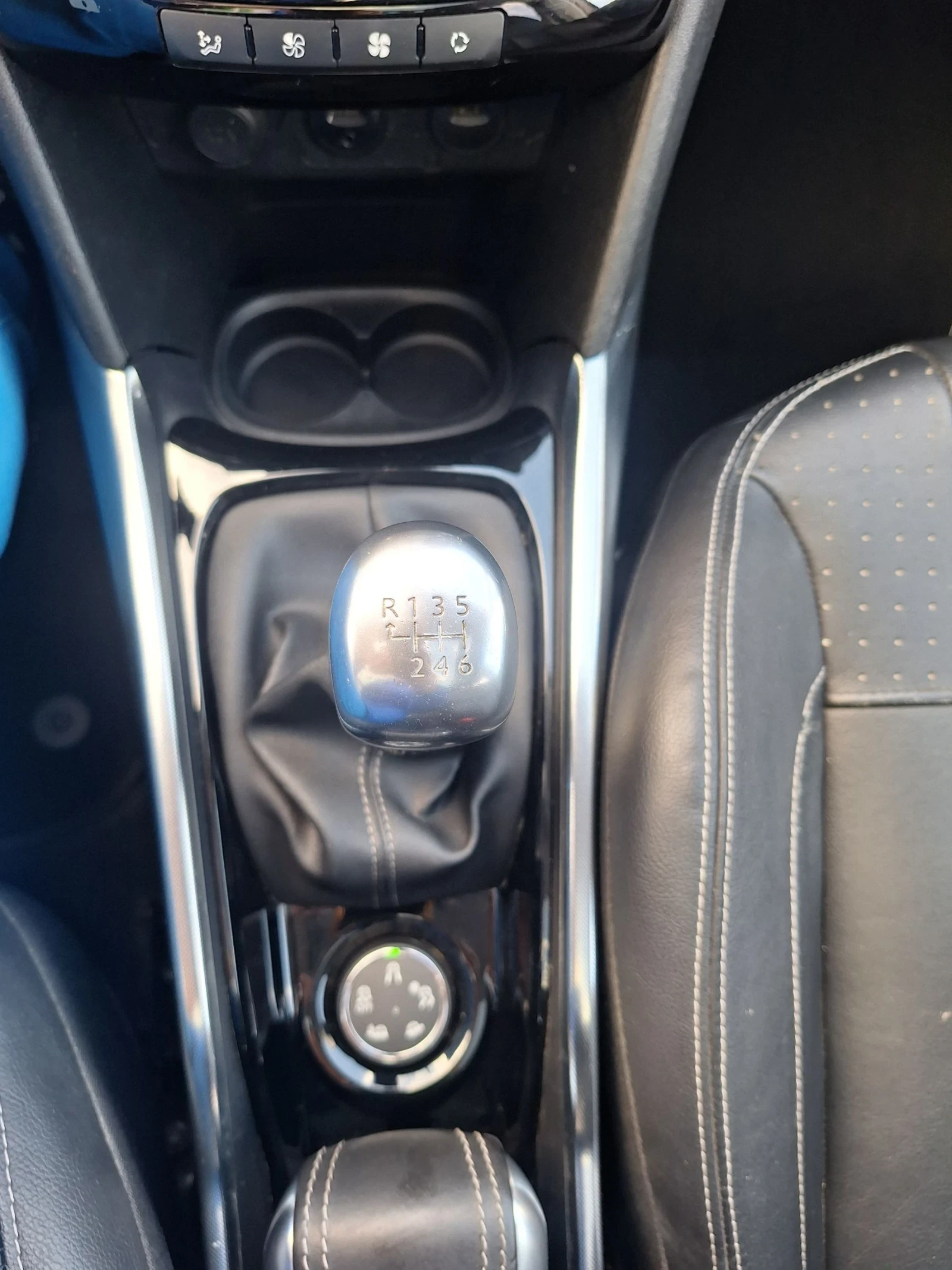 Peugeot 2008 1. 6 e-hdi 115�� 6�� | Mobile.bg � ����������� 9