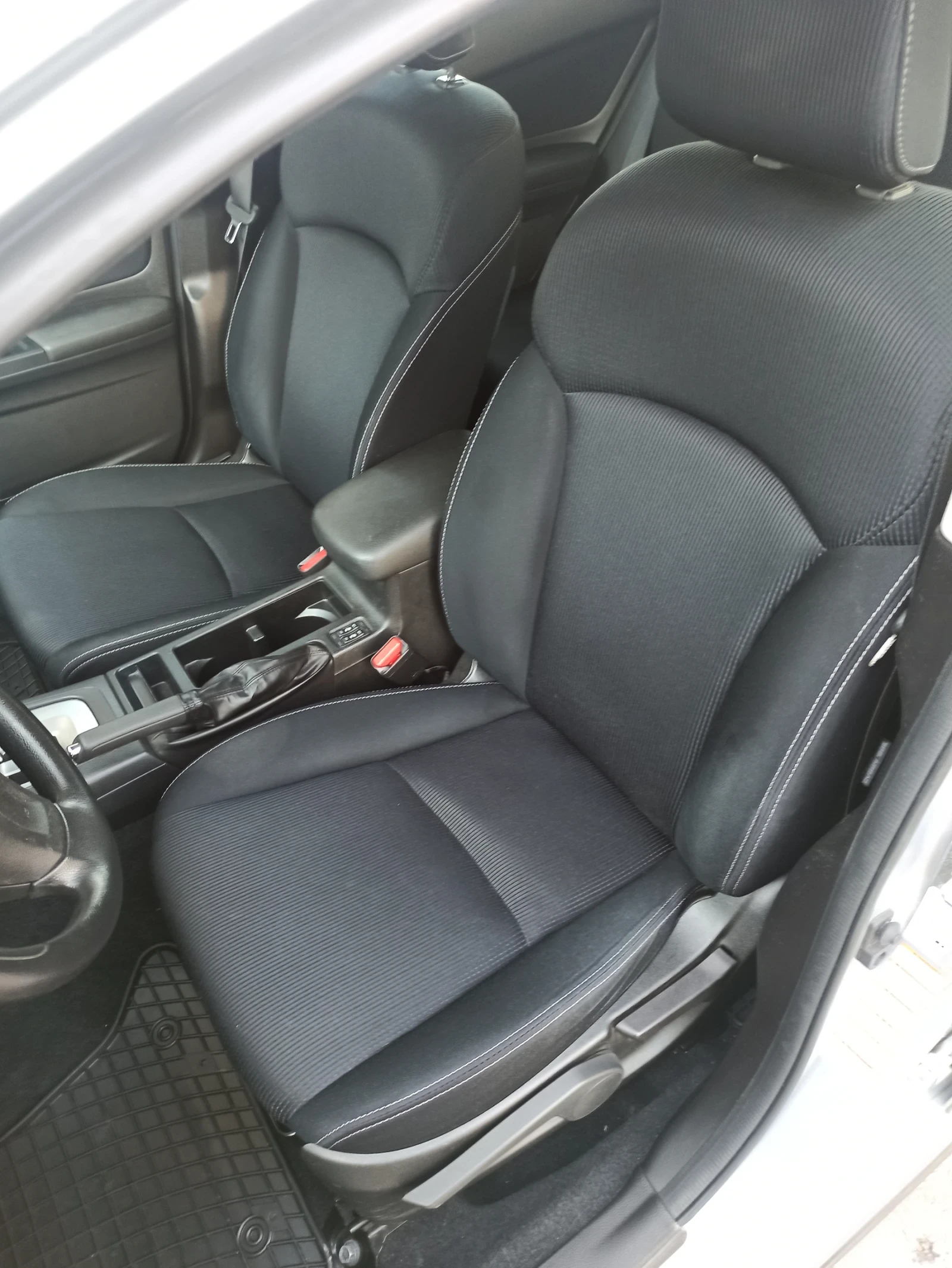 Subaru XV 1.6 бензин, снимка 11 - Автомобили и джипове - 54723886