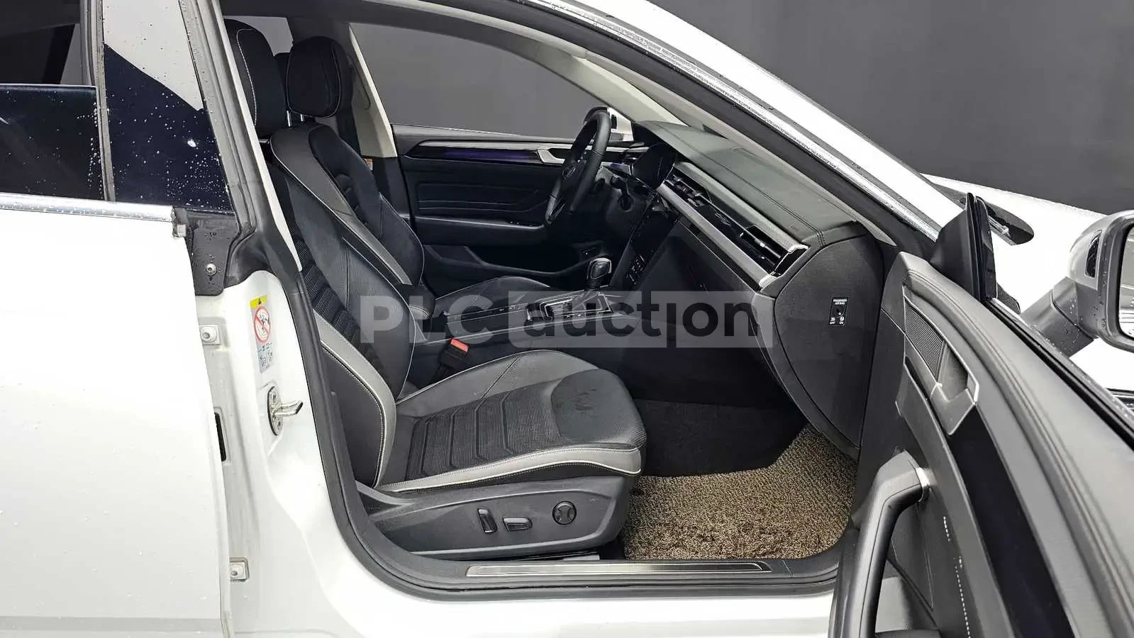 VW Arteon 2.0TDI PRESTIGE HEAD UP/PANORAMA/360CAM | Mobile.bg � ����������� 17