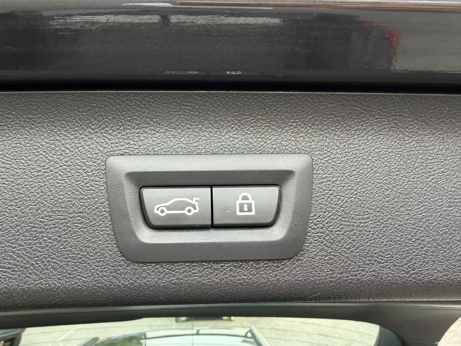 BMW 540 xDRIVE/320HP/M SPORT/CAM/HUD/MEMO/743z, снимка 8 - Автомобили и джипове - 55656533