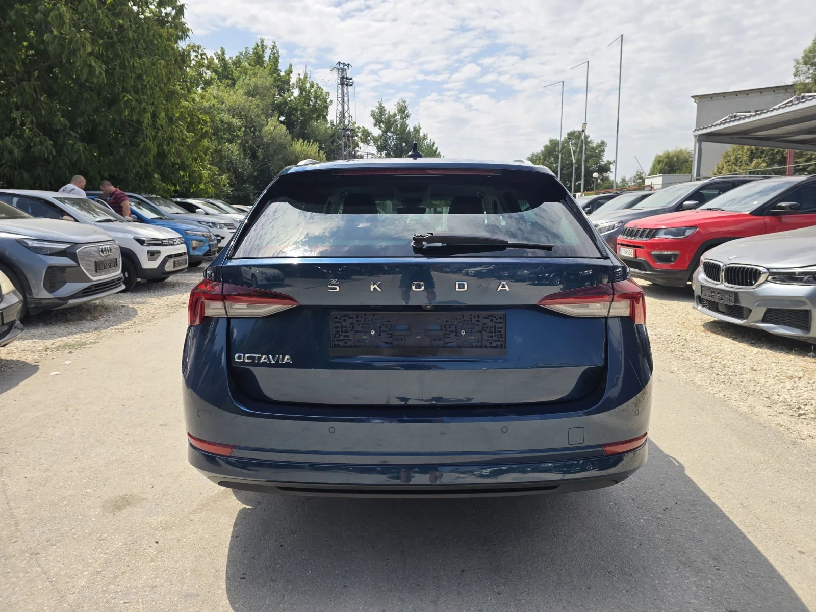 Skoda Octavia 2.0TDI 150к.с Exclusive Head-Up , снимка 6 - Автомобили и джипове - 55665193